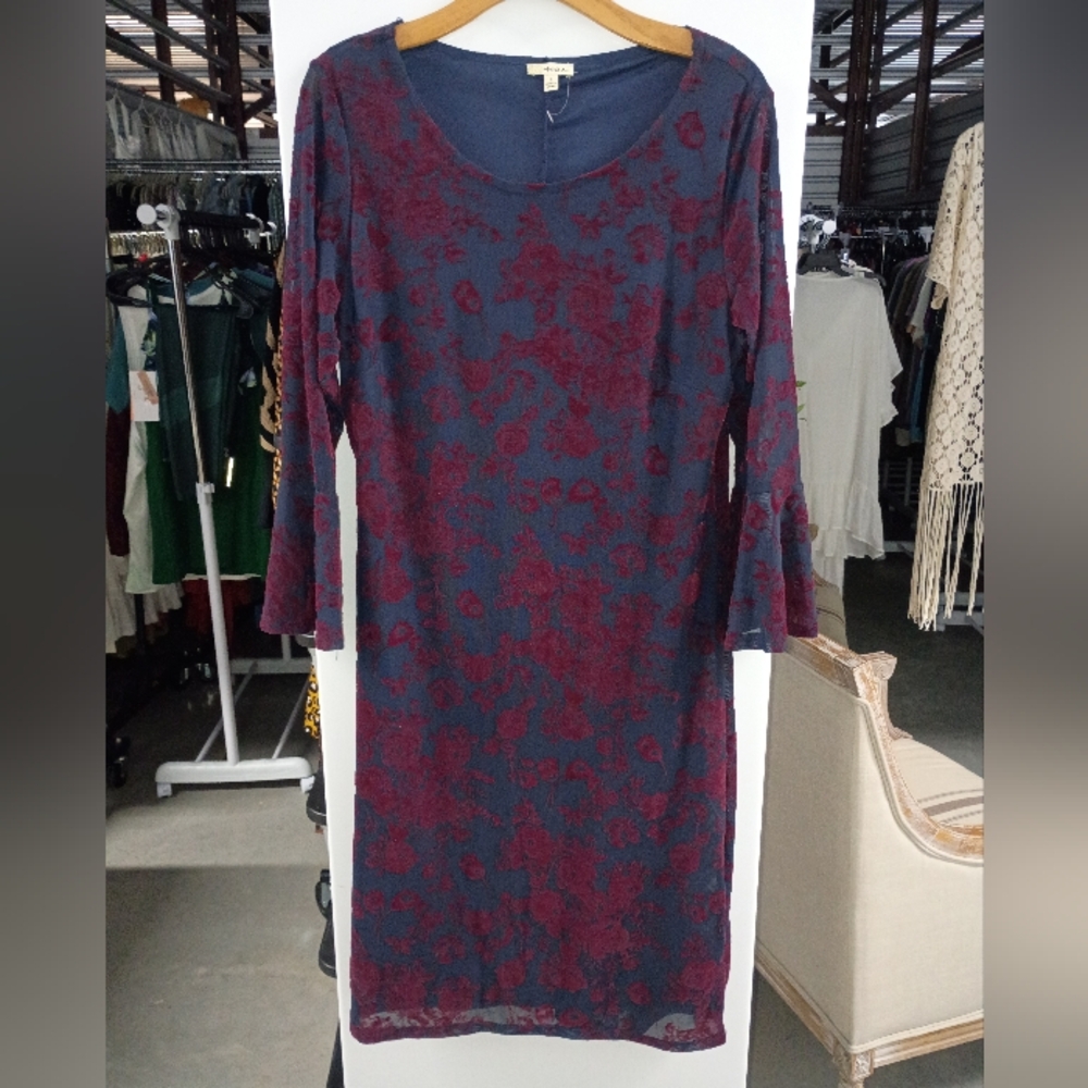 Haani Blue and Red Sheath Dress Short Sleeve Scoop Neck - Picture 1 of 4